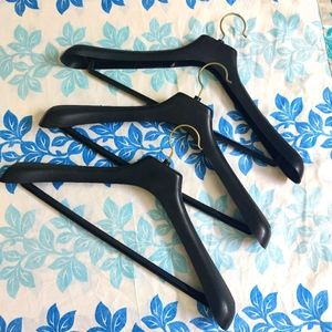Set of 3 Hangers
